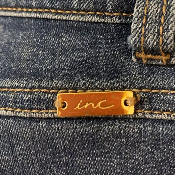 INC International Concepts Skinny Leg Regular Fit Jeans Size 8P - Picture 3 of 9